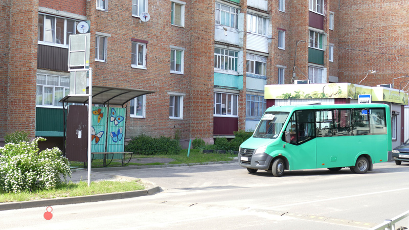 200608bus9