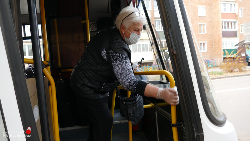 201022bus1