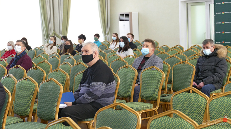 201208ustav1
