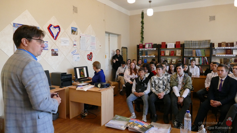 221023bibliotea2