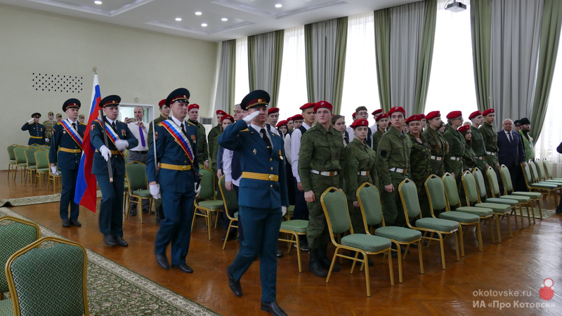 131123znamia