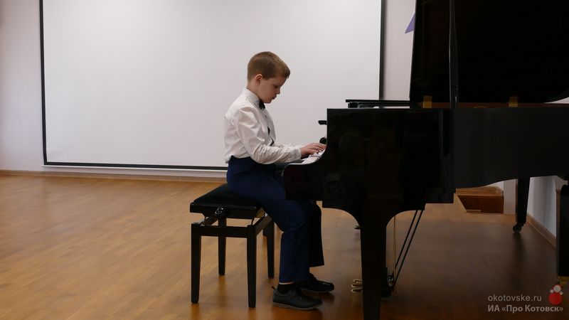 150424konkurs