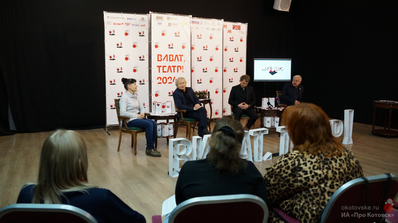 221124teatr2